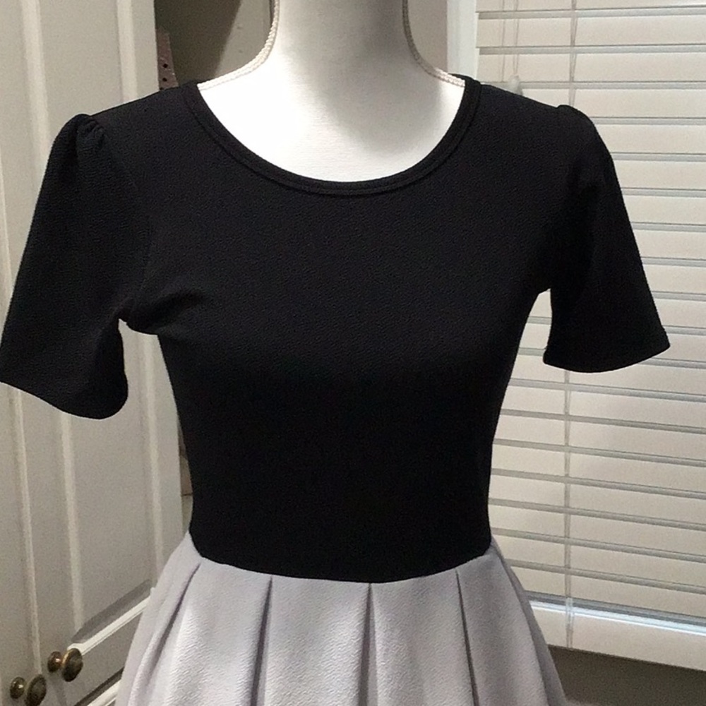 LulaRoe Black and light Grey size S dress